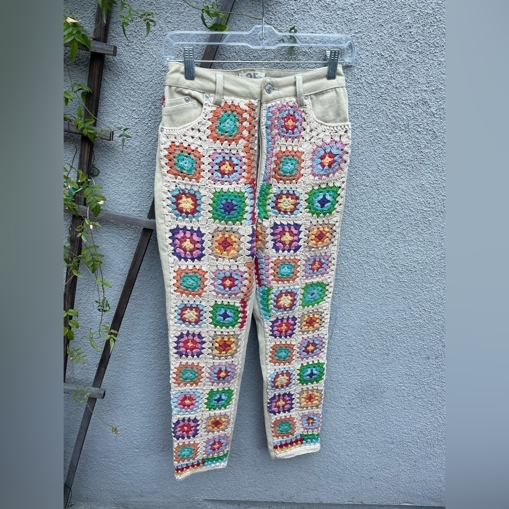 Free People Women’s Crochet Zuri Mom Jeans in Sedona Sunset New with Tags! - Picture 7 of 9